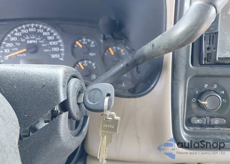 2003 Chevrolet Suburban 1500 Ls из США, поврежденный, VIN 3GNEC16Z43G155599